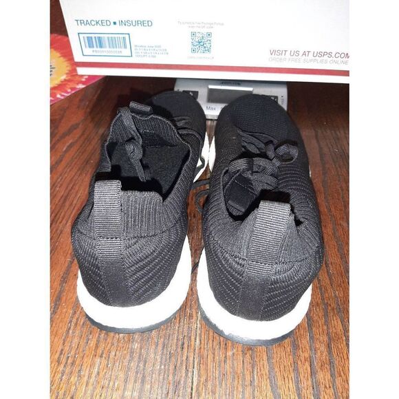 Mens 9.5 42 Affinest Black Canvas Sneakers Lightweight Breathable Casual Shoes - Picture 3 of 5